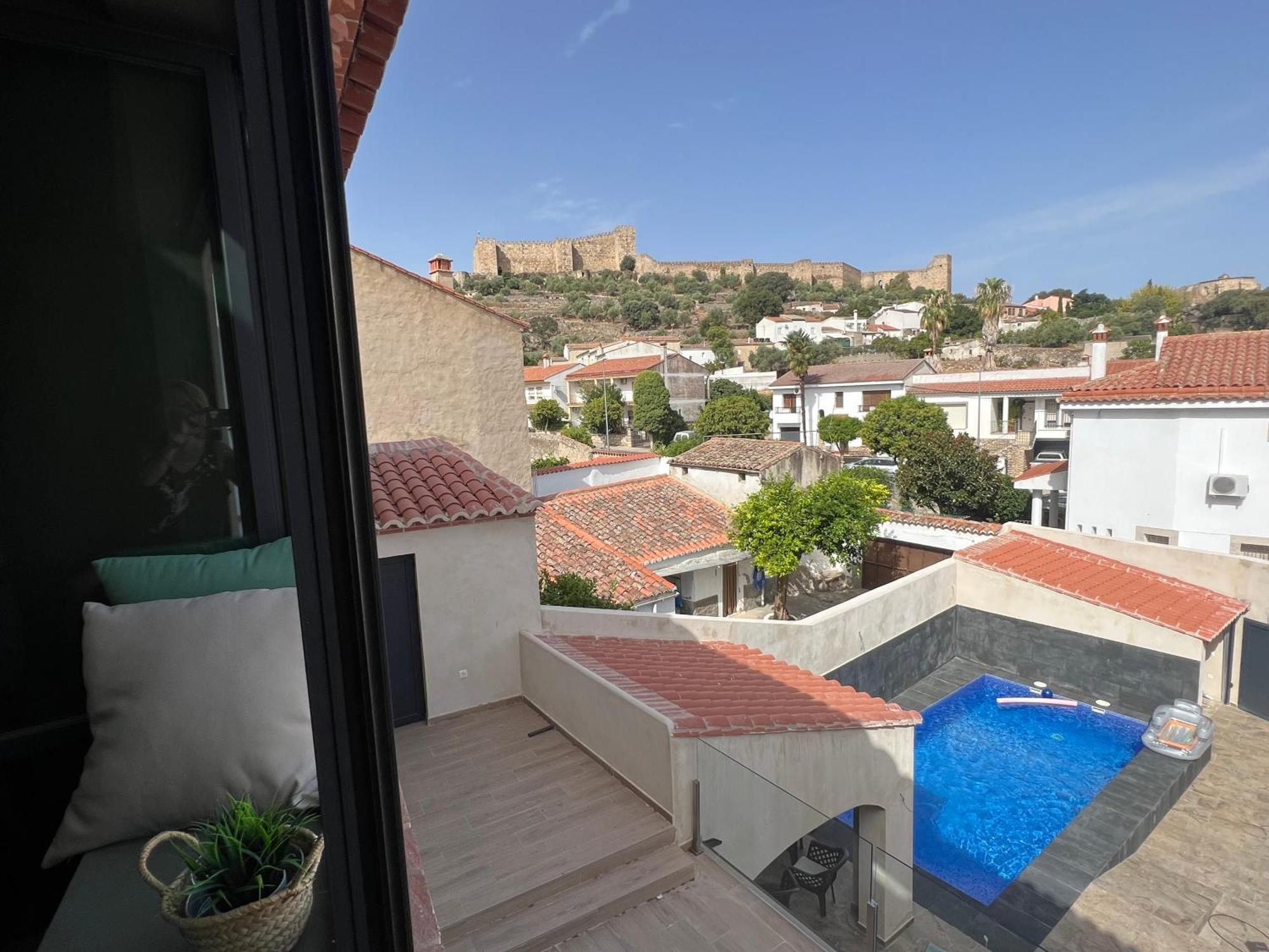 Grupo Garcia De Paredes Apartamentos Turisticos Trujillo Exterior photo